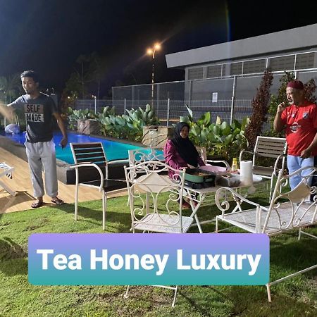Tea Honey Luxury Malacca Exterior foto